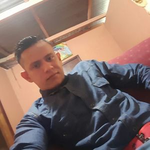 Meet your Posher, Rossel castillo